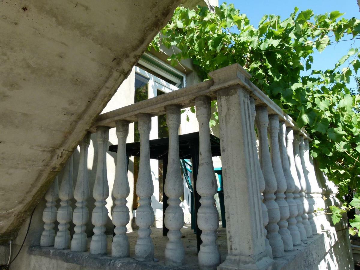Why Me Eco-Friendly Rooms Tbilisi Exterior photo